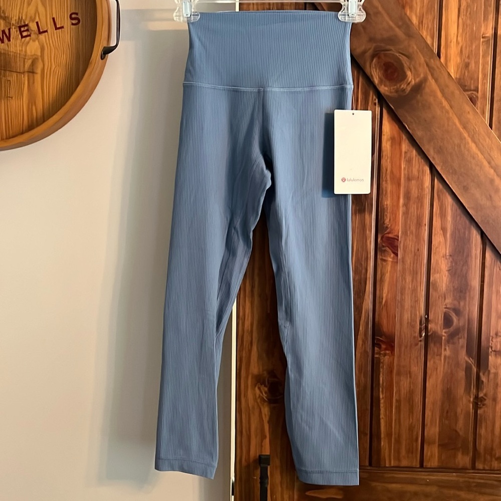 Lululemon Align Ribbed HR Crop 23 inches